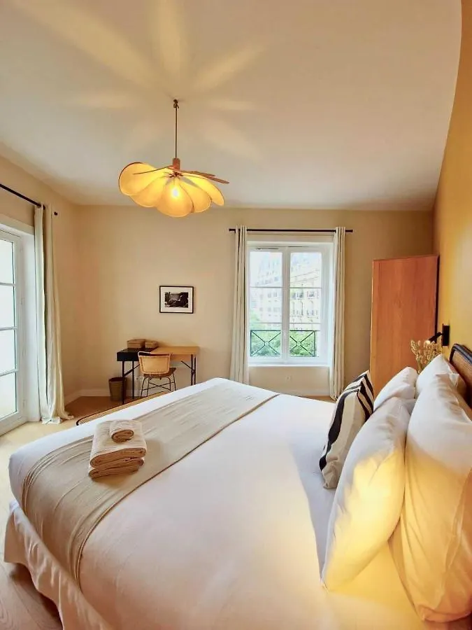 Luxury In Le Marais Apartment Paris