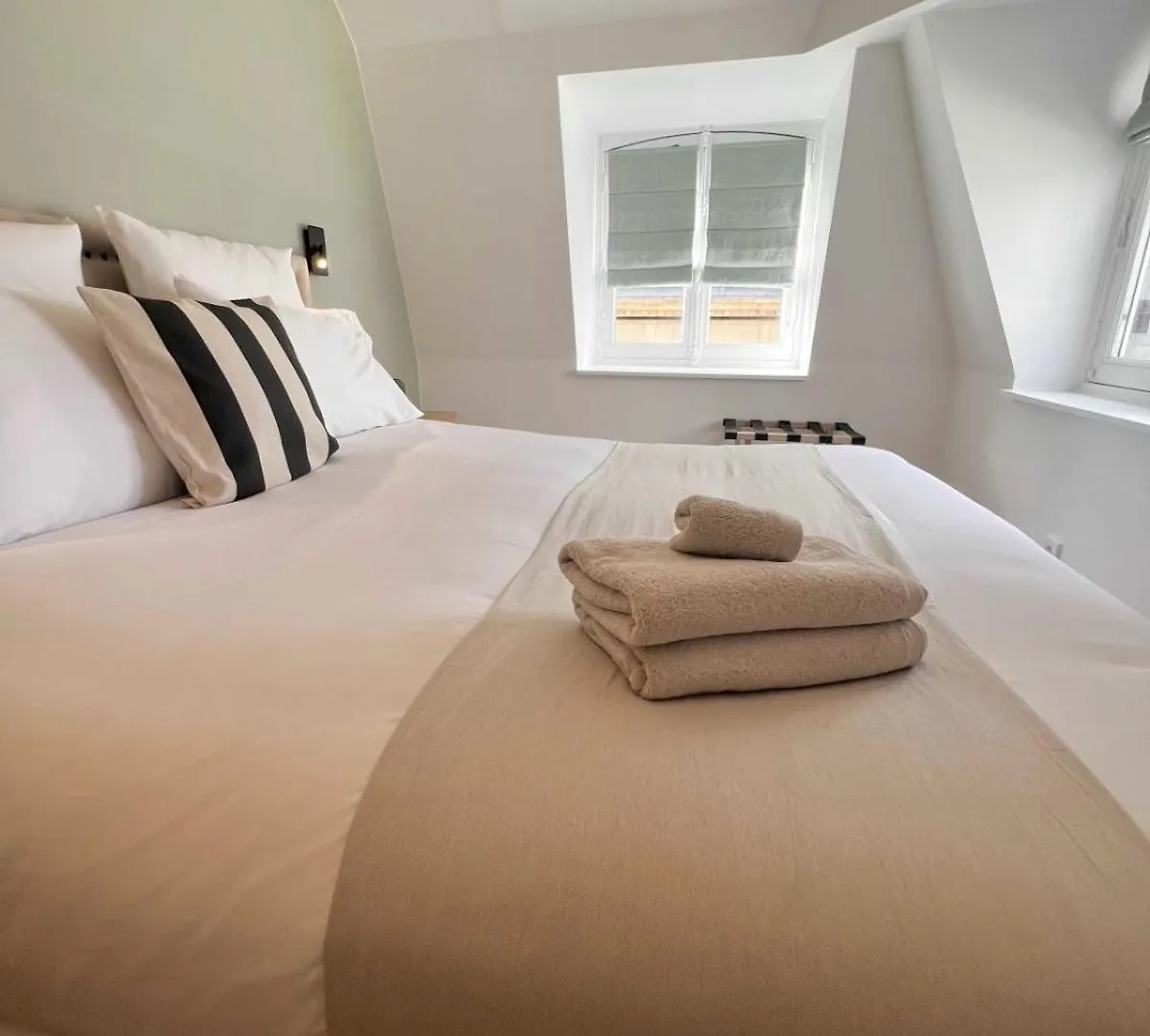 Luxury In Le Marais Apartment Paris